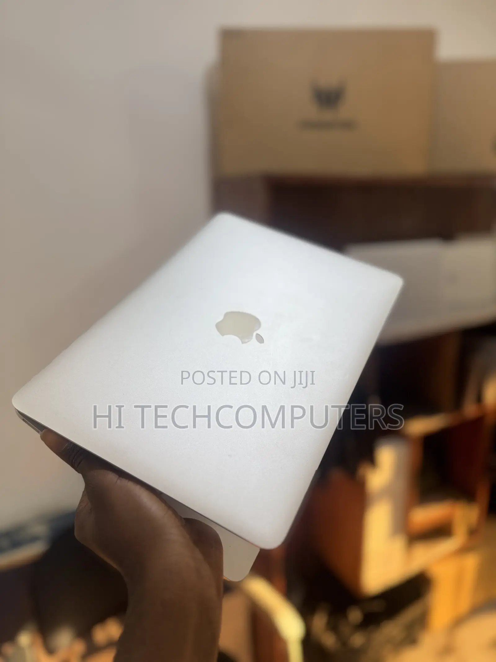 Laptop Apple MacBook Pro 2015 8GB Intel Core I5 SSD 128GB