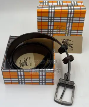 Burberry Reversible Leather Belt - Pin Buckle