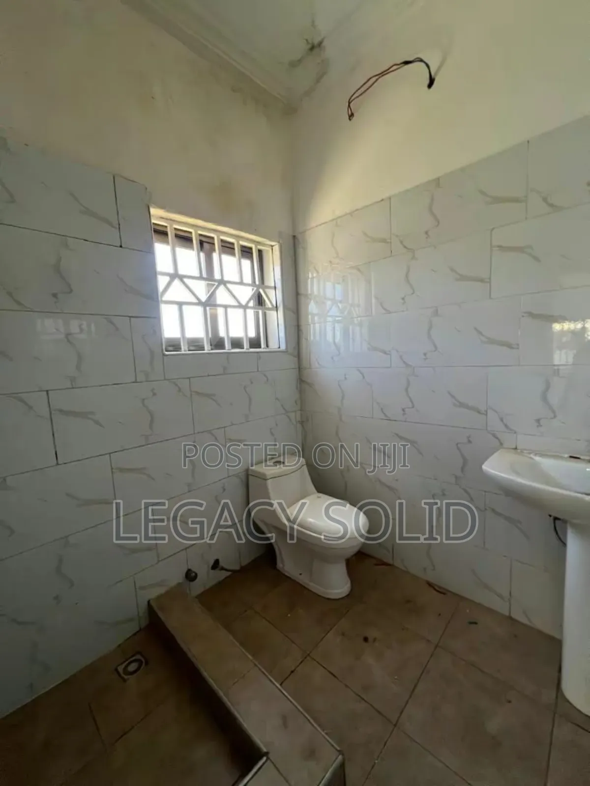 3bdrm House in Legacy  Solid Real, Spintex for rent