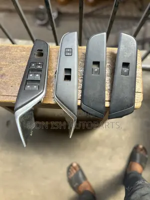 Toyota Camry Power Window Switch.