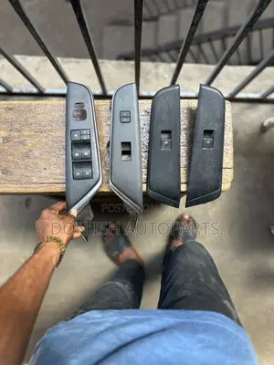 Toyota Camry Power Window Switch.