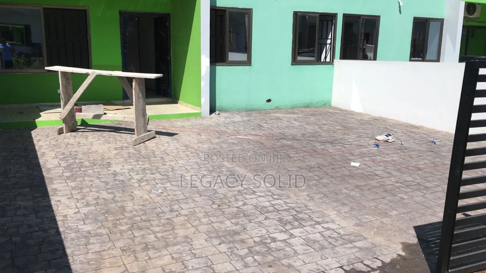 Furnished 2bdrm House in Legacy Solid Real, Tema Metropolitan for sale