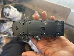 Benz C250 Master Door Switch.