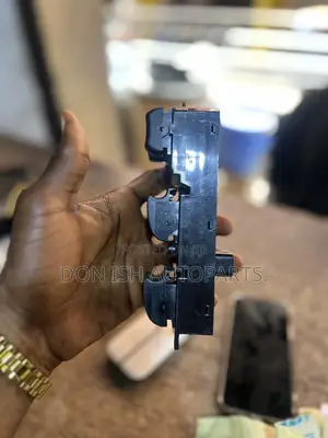 Mitsubishi Pajero Power Window Switch.