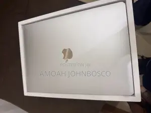 Laptop Apple MacBook 2020 8GB Intel Core I5 SSD 256GB