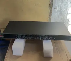 DBX 233/233xl Stereo 2-Way/Mono 3-Way Crossover