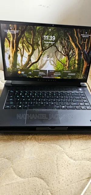 Laptop Dell Alienware M15 R7 32GB Intel Core I7 SSD 1T