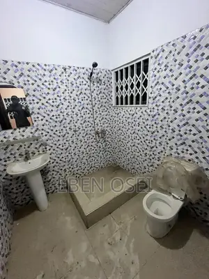 2bdrm Apartment in Dansoman for rent