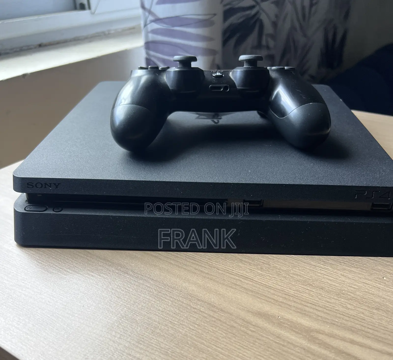 Sony Playstation 4 Slim With 6 Games