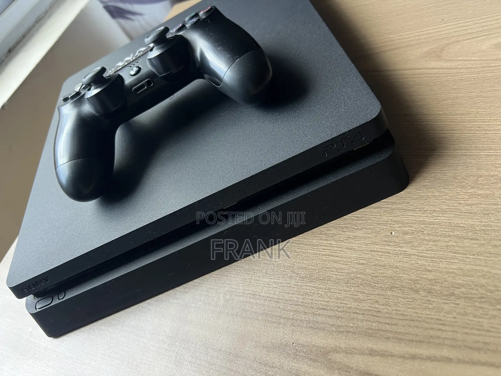 Sony Playstation 4 Slim With 6 Games