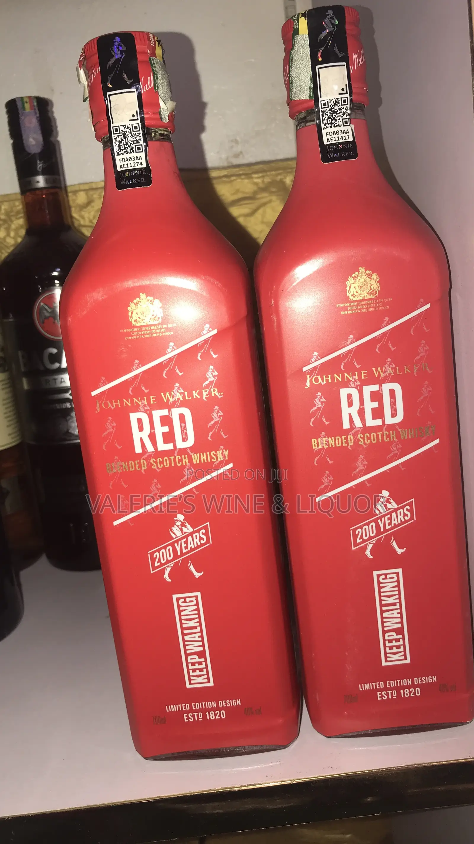 Johnnie Walker Red Label Icon - 700 Ml