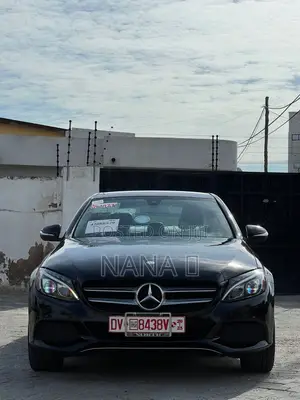 Mercedes-Benz C300 Base 4Matic Sedan AWD (2.0L 4cyl 7A) 2017 Black