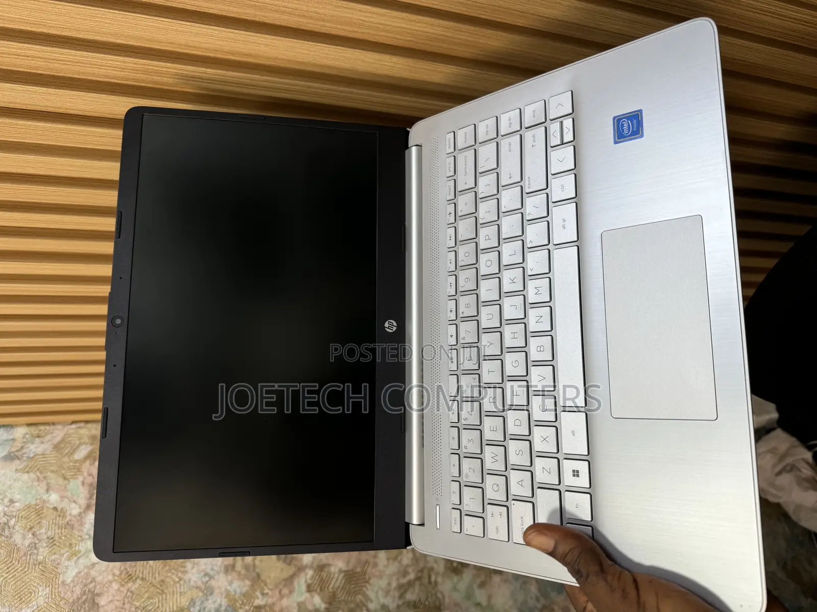 Laptop HP 14S 4GB Intel SSD 128GB