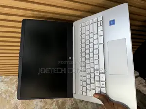 Laptop HP 14S 4GB Intel SSD 128GB