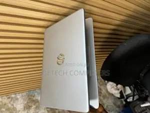 Laptop HP 14S 4GB Intel SSD 128GB