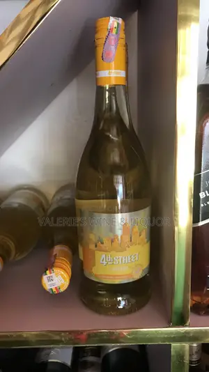 4th Street Sweet White Wine - 750 Ml