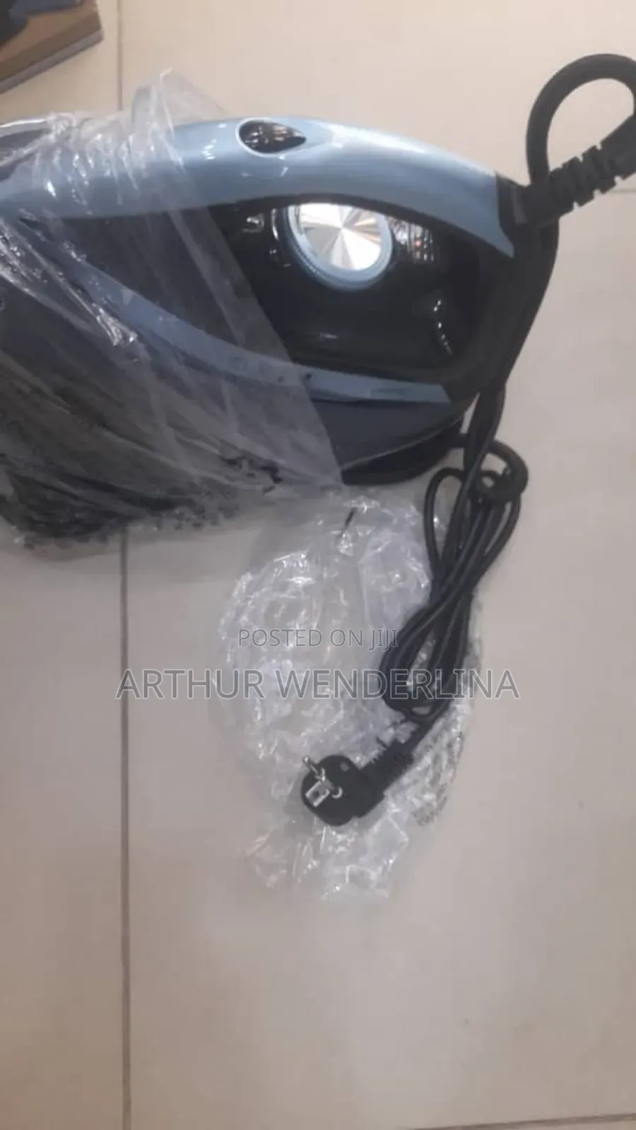 Luma Bella Steam Iron