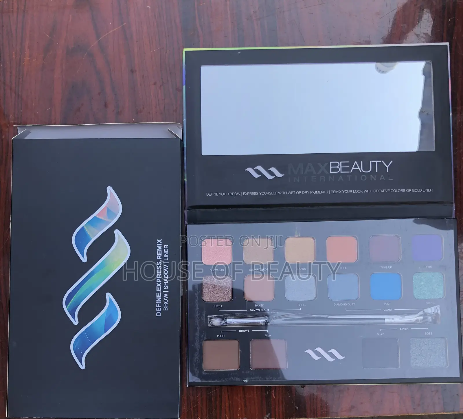 Max Beauty Define. Express. Remix Eye Palette