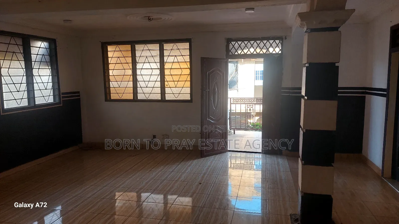 3bdrm Apartment in Bori To Pray Estate, Ejisu-Juaben Municipal for rent