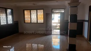 3bdrm Apartment in Bori To Pray Estate, Ejisu-Juaben Municipal for rent