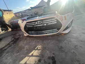 2013 Hyundai Veloster Front Bumper Complete Available