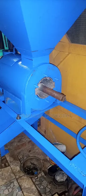 Slightly Used Palm Oil Extractor Machine