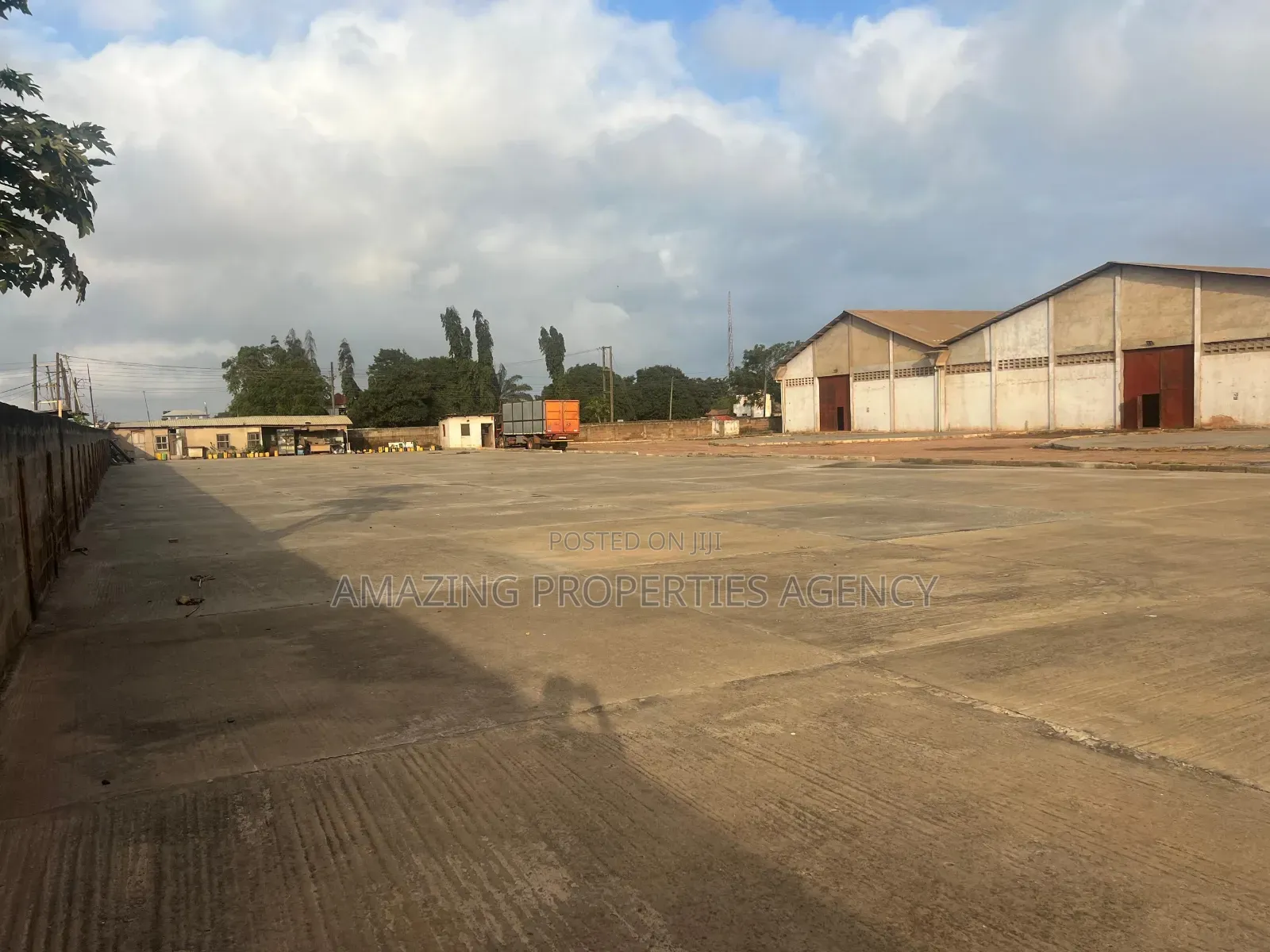 For Sale Werehouse Tema Industral Area Is 2.37 Acres 2400 Meters