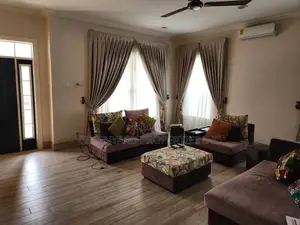4bdrm House in C25 Royal Palm, Tema Metropolitan for sale