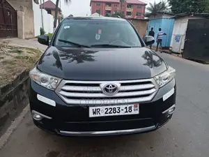 Toyota Highlander LE 4dr SUV AWD (3.5L 6cyl 6A) 2015 Black