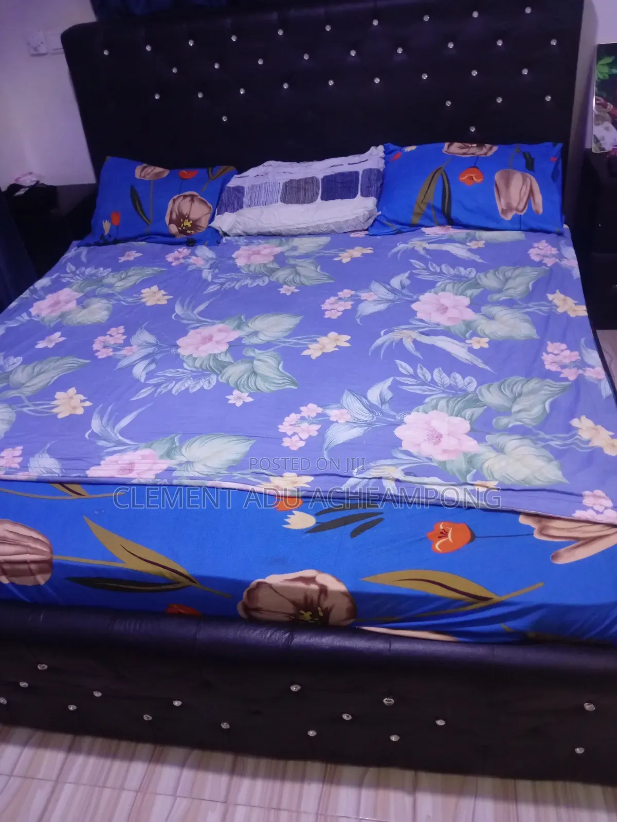 King Size Bed With Mattress