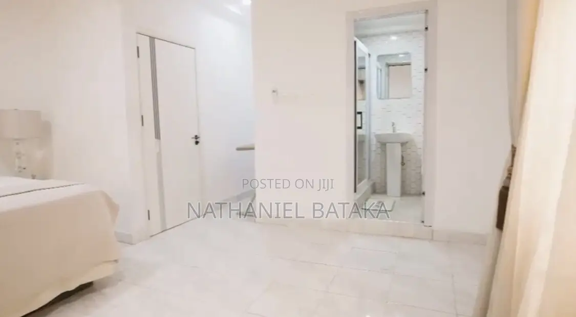 3bdrm Apartment in Community 25 for sale