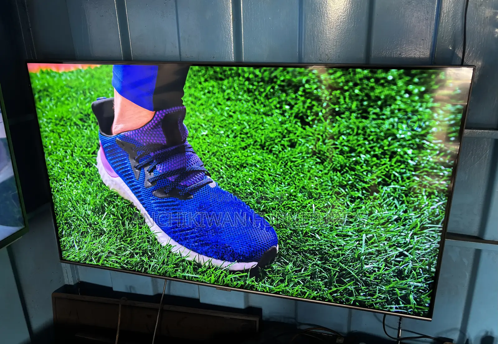 Qled Samsung 50 Inches ( Delivery Before Payment)