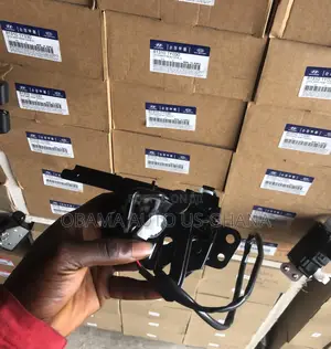 Hyundai Elantra 2017 2018 2019 2020 2021 Sensor Bonnet Lock / Hood