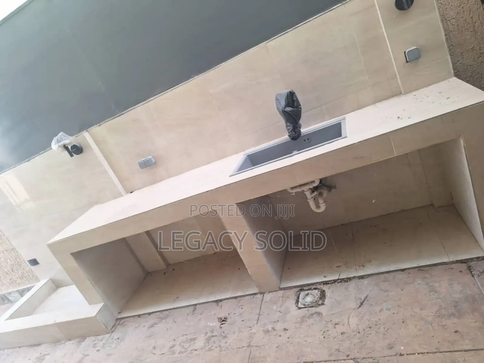 4bdrm Duplex in Legacy  Solid Real, Spintex for rent