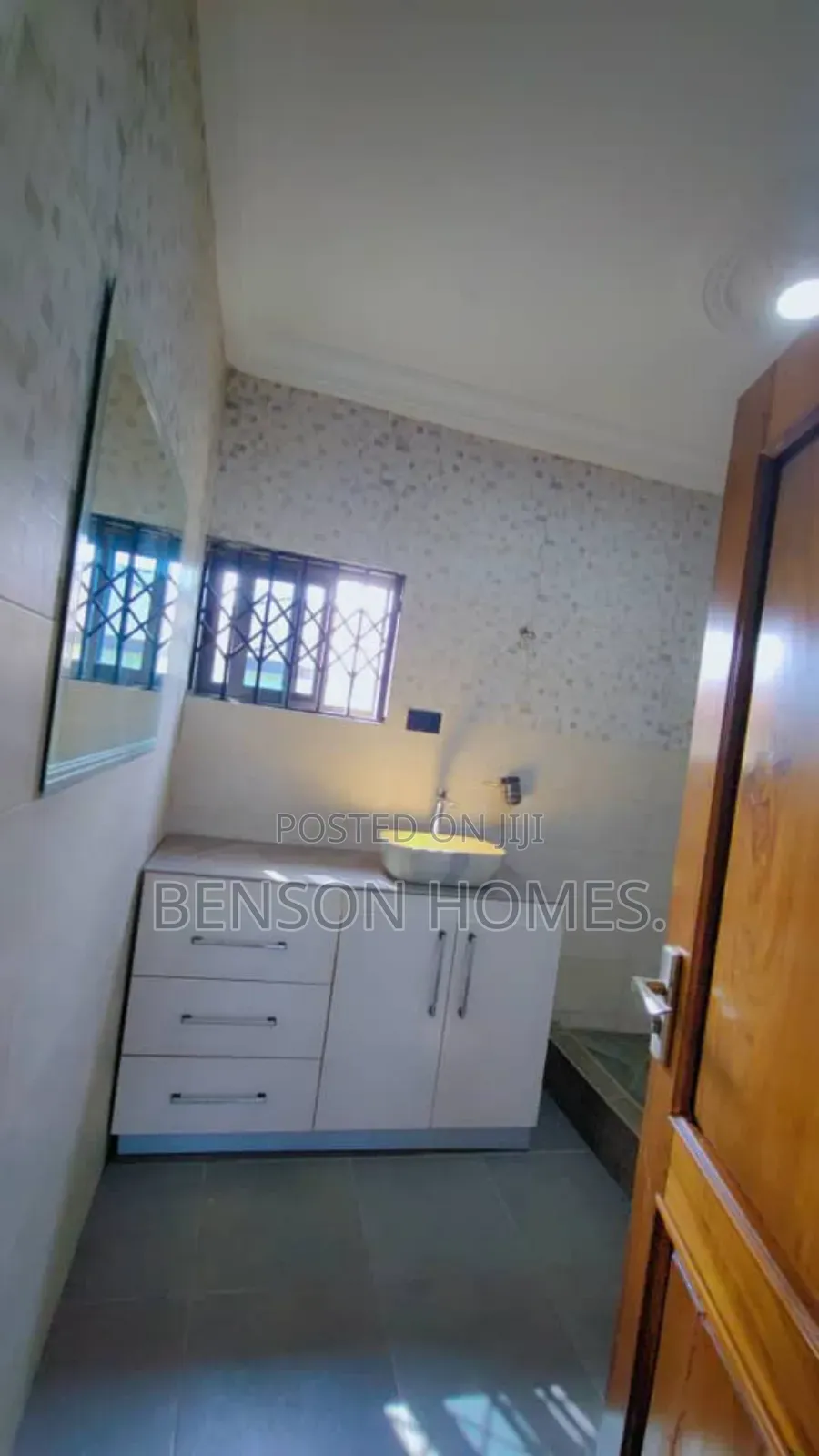 2bdrm Duplex in Haatso for rent