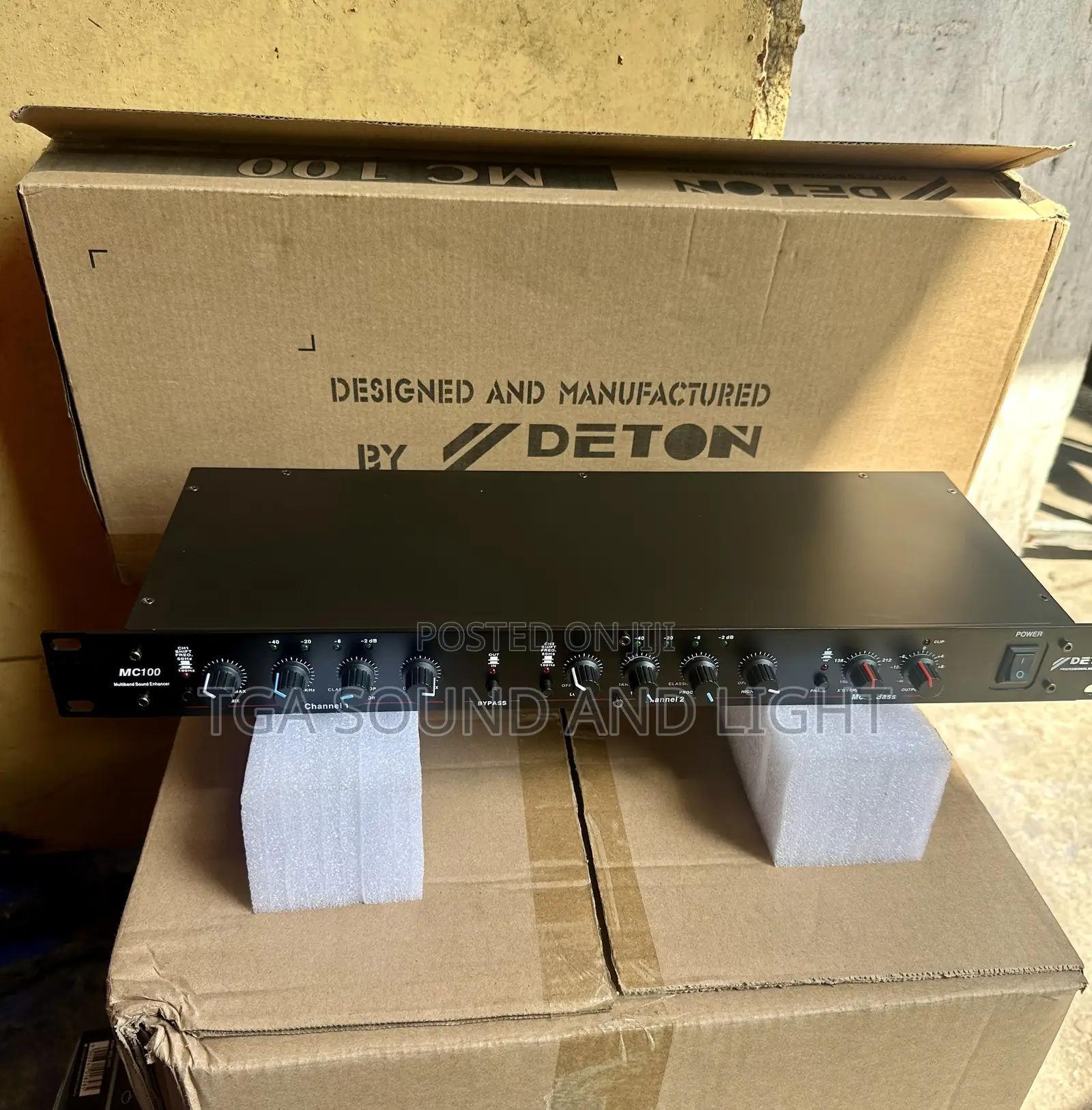 Deton Mc100 Multi-Band Bass/Sound Enhancer