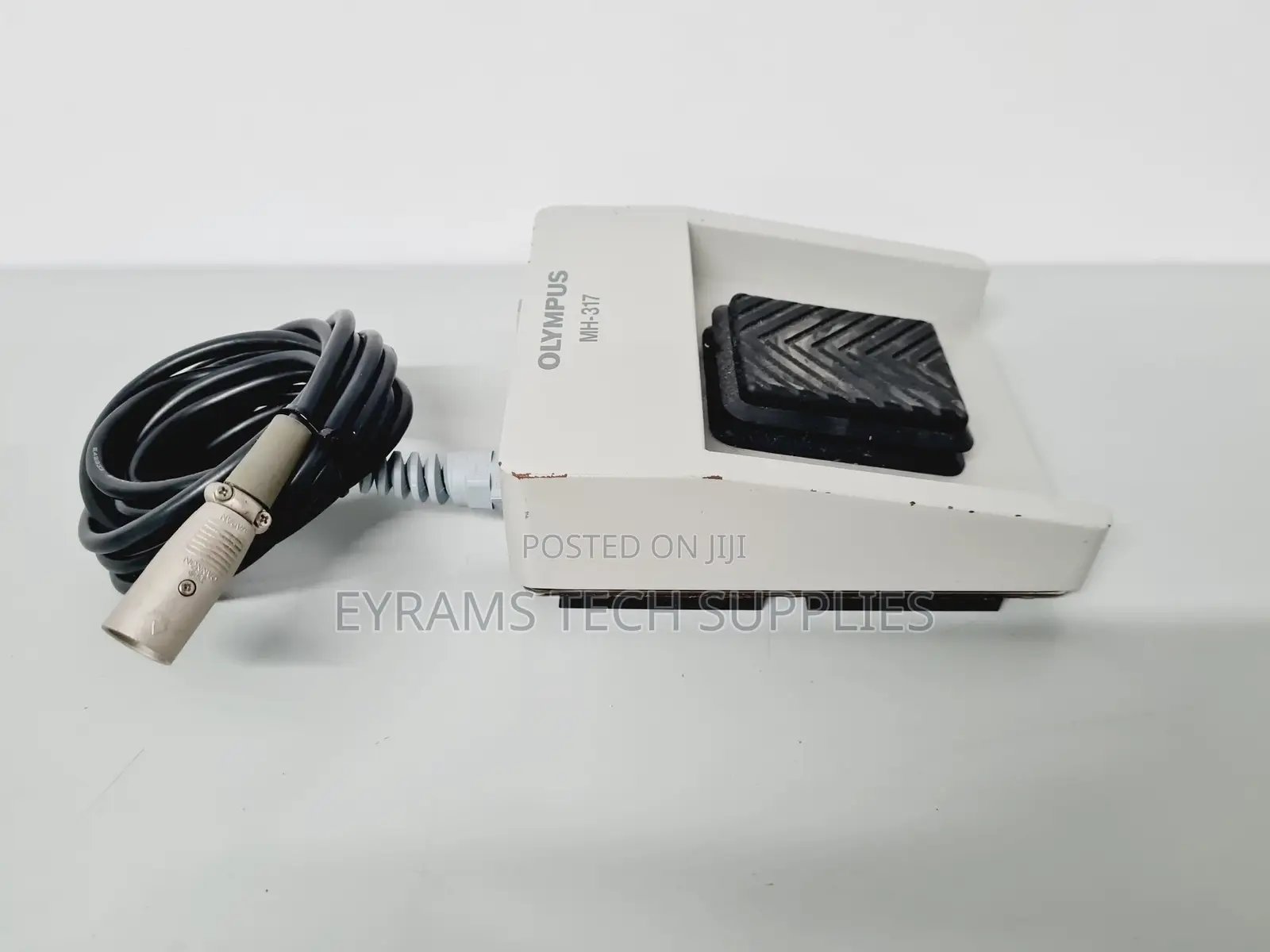 Olympus Model CLV-S20 Endoscopy System W/ Sony PVM-205md Lab