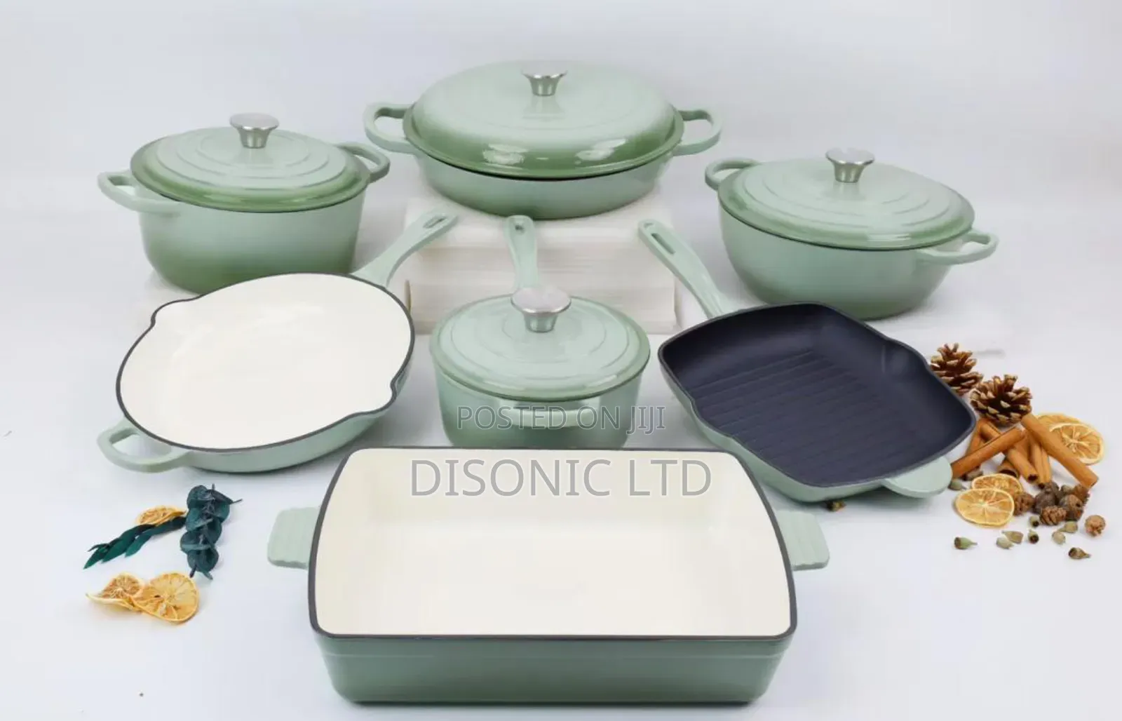 7 Pieces Cast Iron Cookware Set