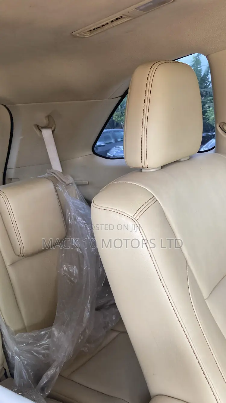 Toyota Highlander Limited 2019 Brown