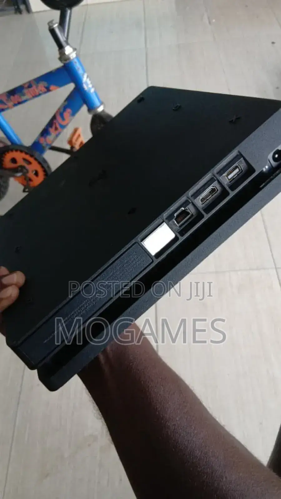 Sony Playstation 4 Slim