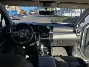 Kia Sorento LX 2021 Gray