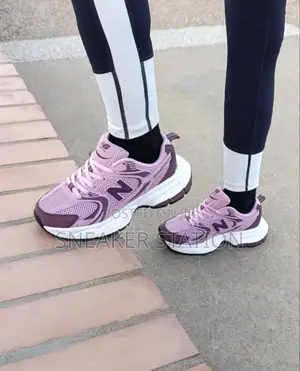 New Balance 530 V2 Sneakers
