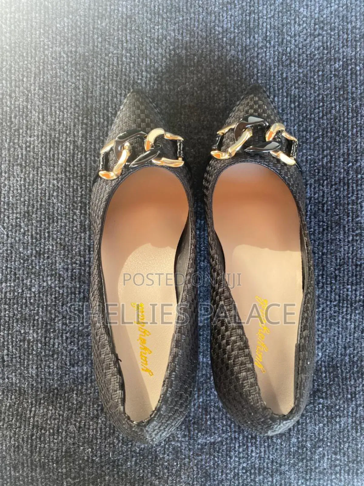 New Women Breathable Shoes