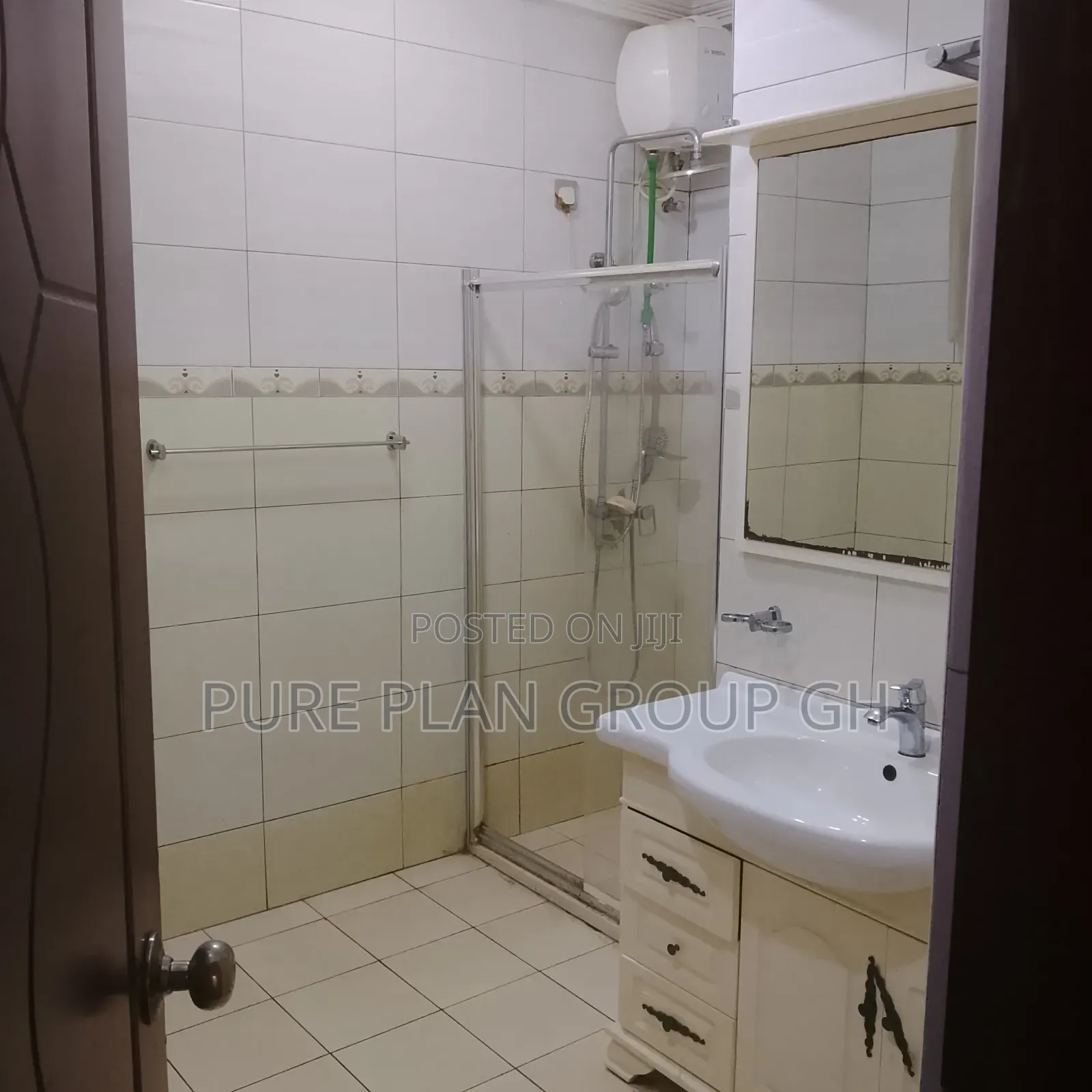 Furnished 2bdrm Apartment in American House for rent