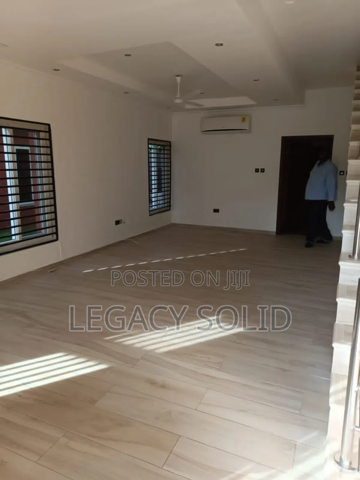 3bdrm Duplex in Legacy Solid Real, Tseaddo for rent