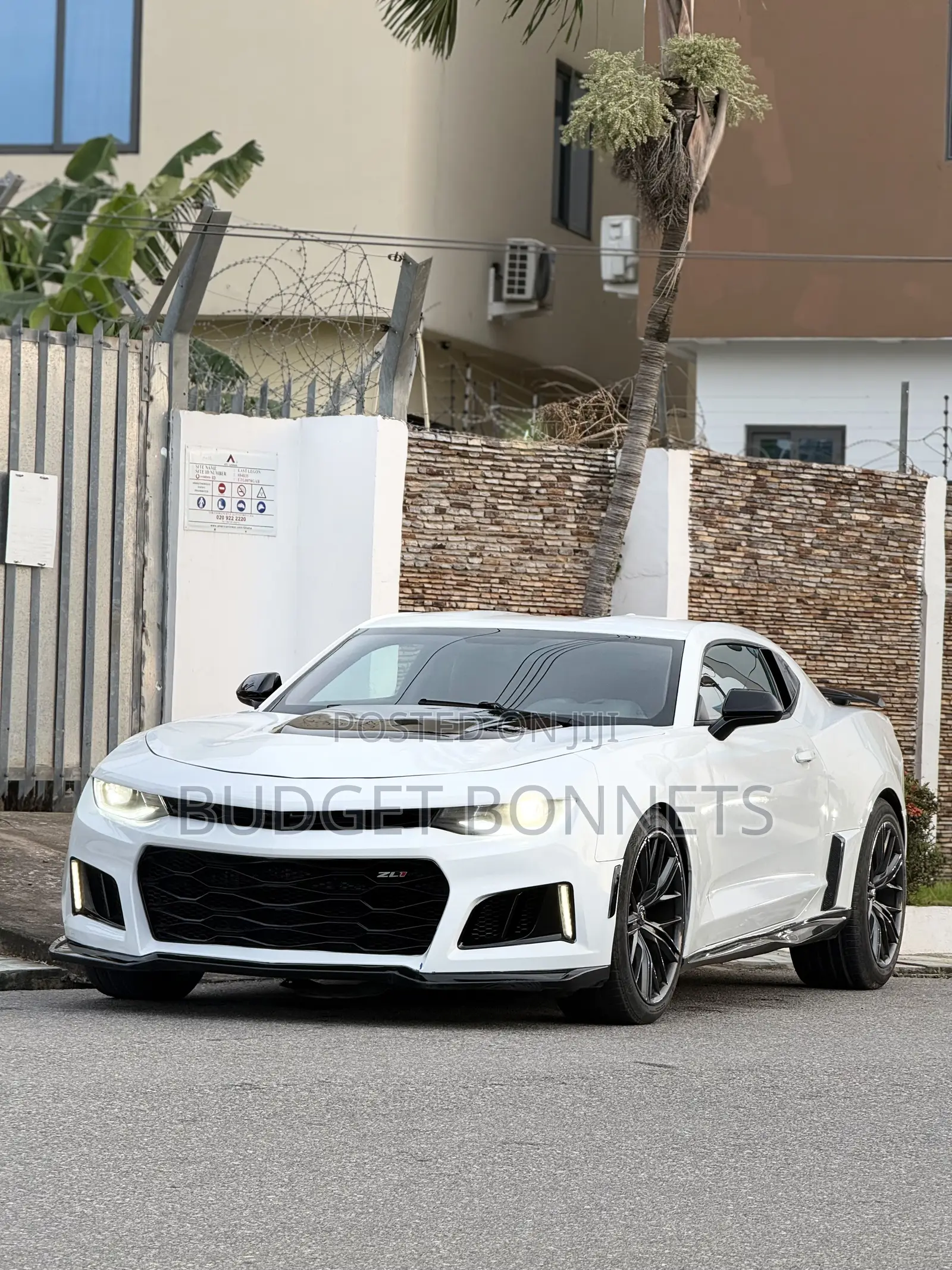 Chevrolet Camaro 2017 White
