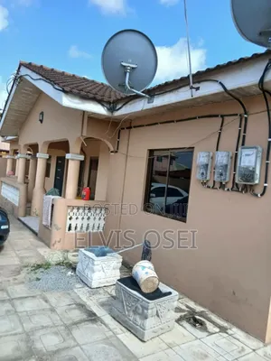 4bdrm House in Sahara Dansoman, Ablekuma for sale