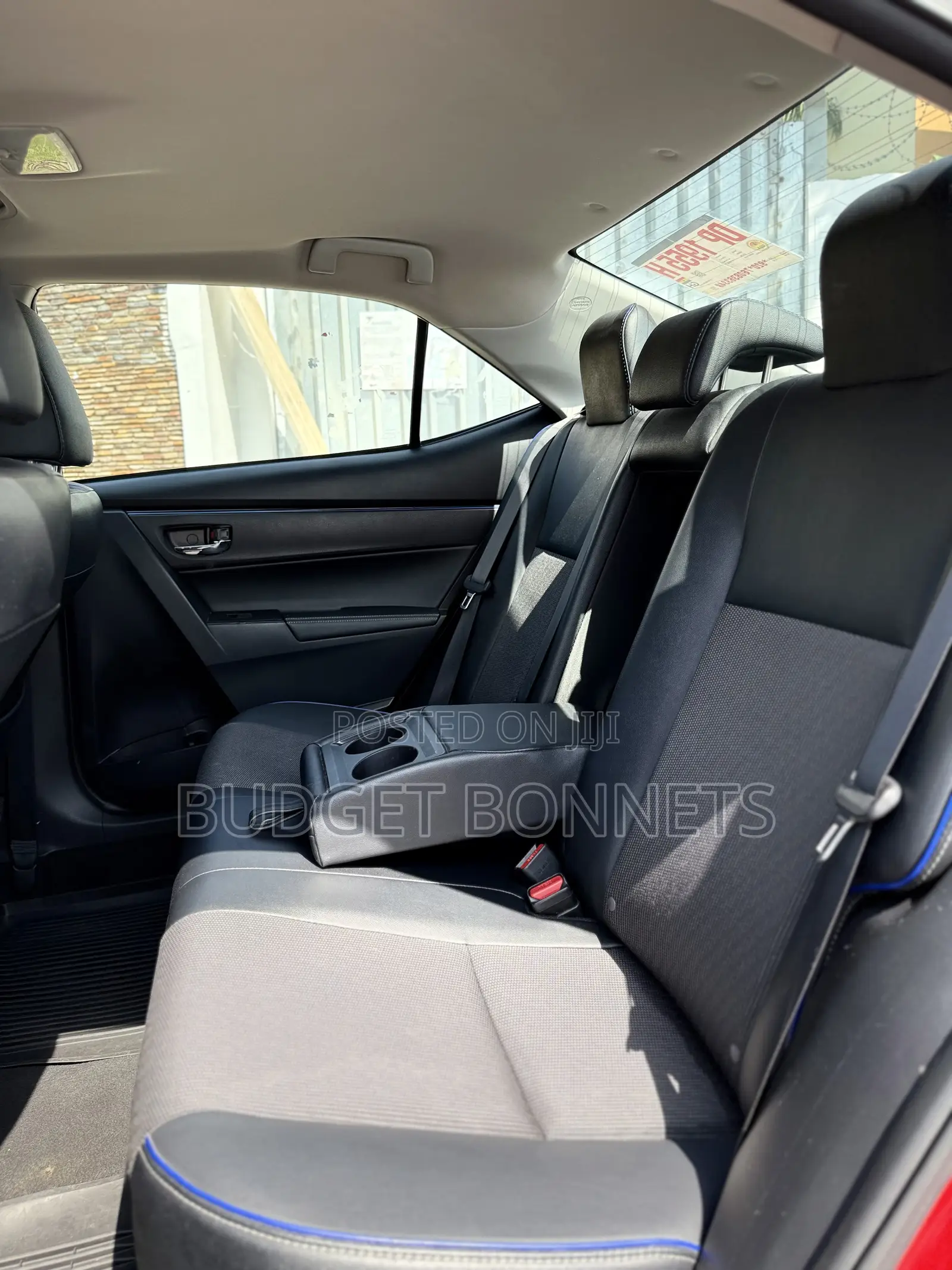 Toyota Corolla SE 4dr Sedan (1.8L 4cyl CVT) 2017 Red