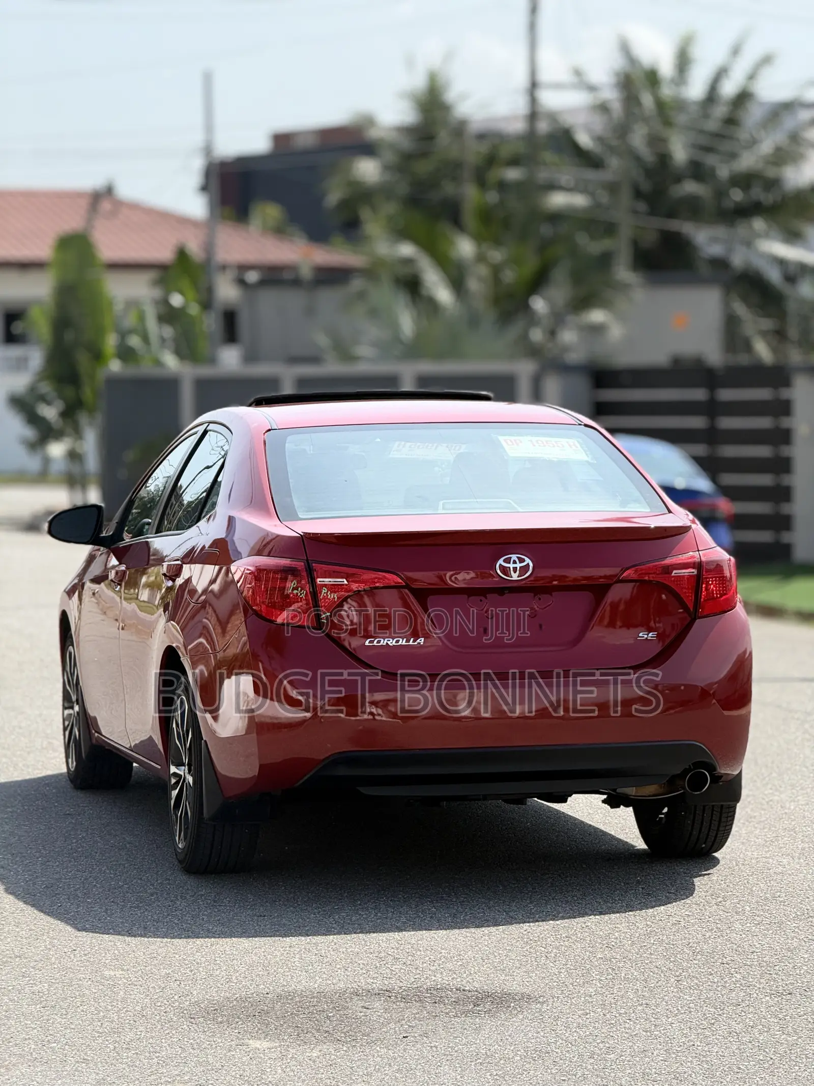 Toyota Corolla SE 4dr Sedan (1.8L 4cyl CVT) 2017 Red