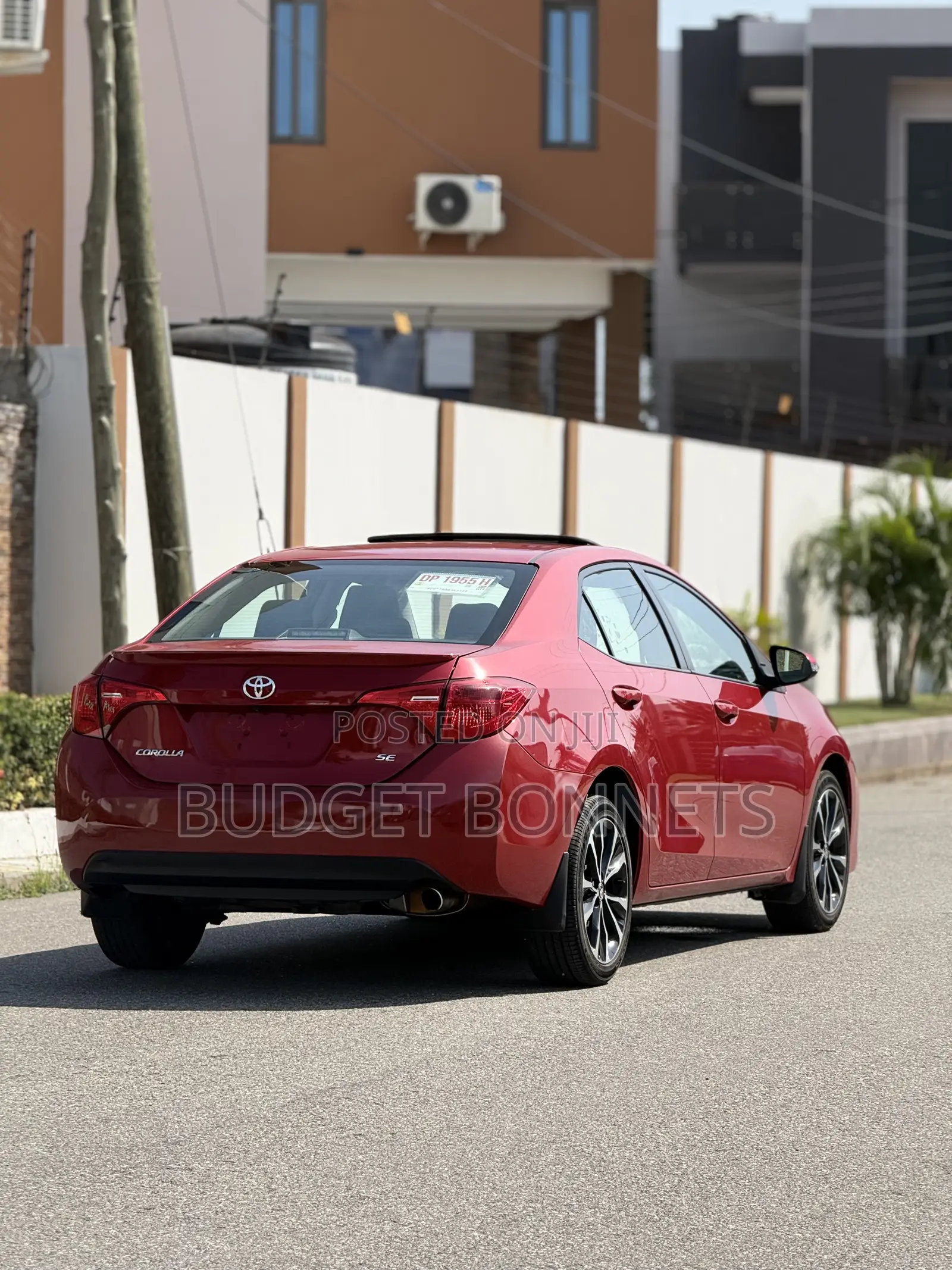 Toyota Corolla SE 4dr Sedan (1.8L 4cyl CVT) 2017 Red